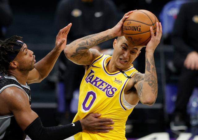 世界杯直播app最新版-库兹马爆发小加回暖 湖人拒绝连败守住西部前四